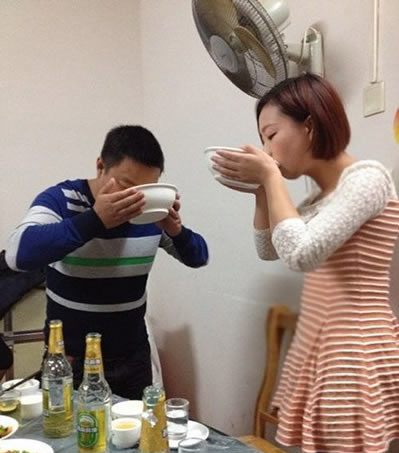 既然大家都是汉子，那我敬你一碗吧.jpg