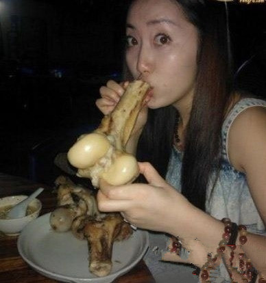 邪恶内涵图：隔壁妹纸点的骨头汤.jpg
