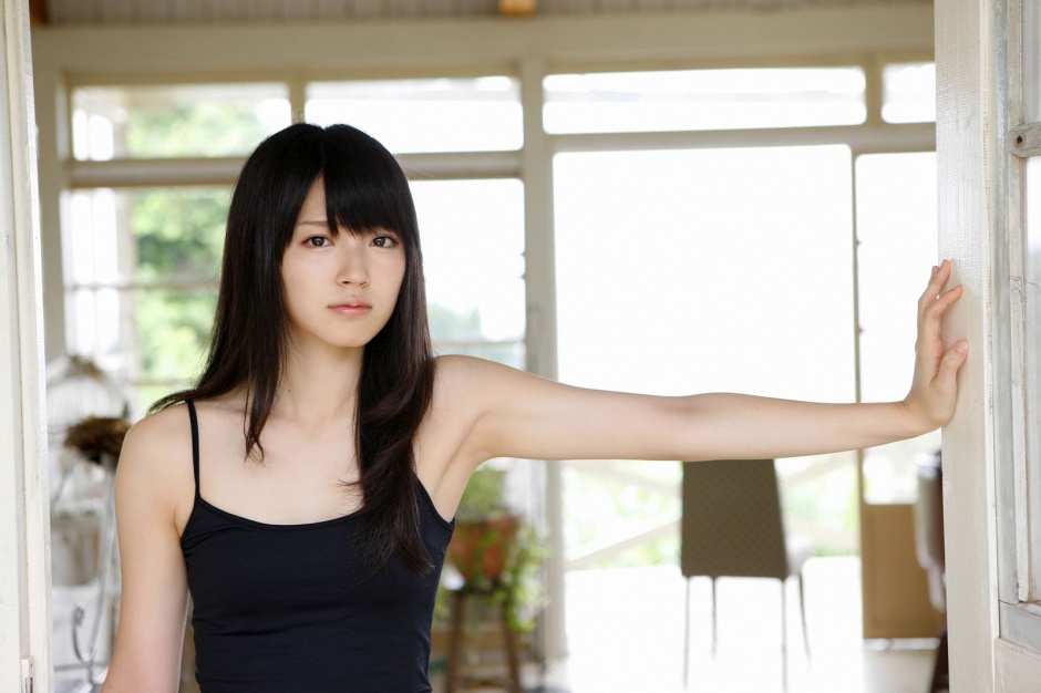 日本百合姐妹花铃木爱理&amp;矢島舞美白皙酮体双飞诱惑