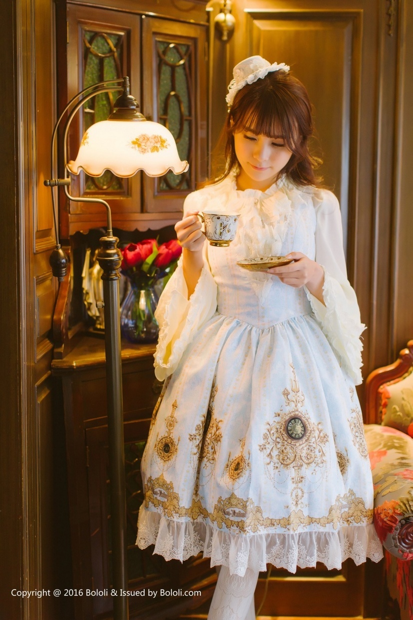美女萝莉夏美酱公主裙高贵典雅迷人写真图片