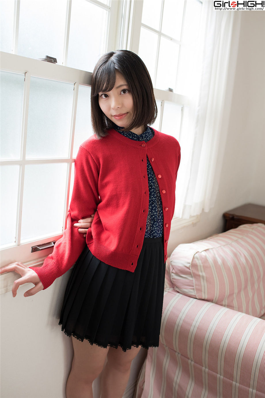Girlz-High 日本高叉泳装萝莉鳴海千秋大胆美臀摄影图片大全