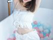 蕾丝内衣少女白嫩美腿私房浴缸性感写真图片