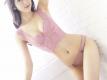 白皙爆乳美女Angela小热巴性感粉色内衣嫩白翘臀妩媚写真图片