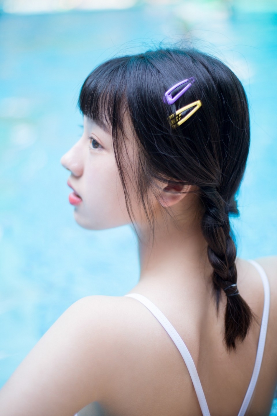 日本死水库少女雪肤玉肌湿身诱惑图片