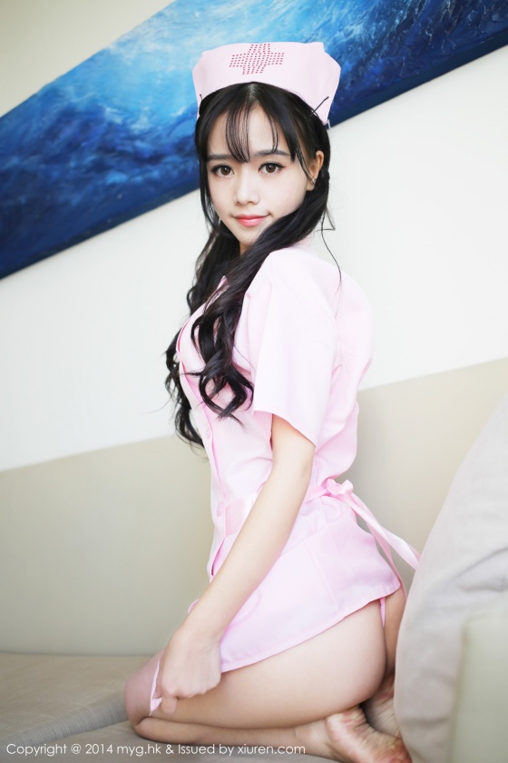 护士姐姐的乳房图片