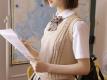 高冷学生妹清秀脸蛋学院风制服嘴唇微张眼神清冷图片